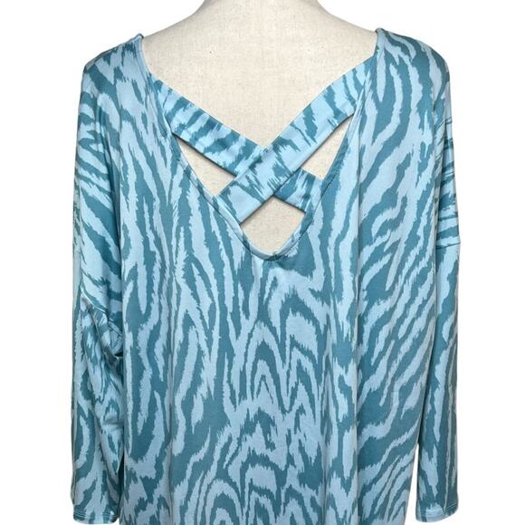 Bobeau Zebra Striped Blue & White Shirt Size 2X - Picture 5 of 7
